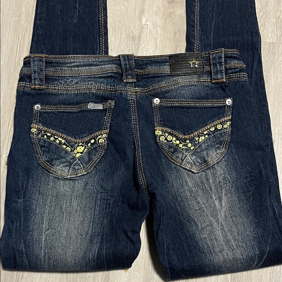 Elegant Black Jeans with Gold Detailing - Picture 2 of 2